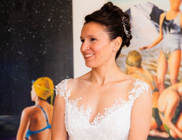 18-10-2025 esattamente un anno fa il nostro giorno più bello, tra arte e natura 🧡 ti sceglierò sempre @giuliocatelli 🧡

#artistwedding #bride #oilpainting #octoberwedding #1yearweddinganniversary